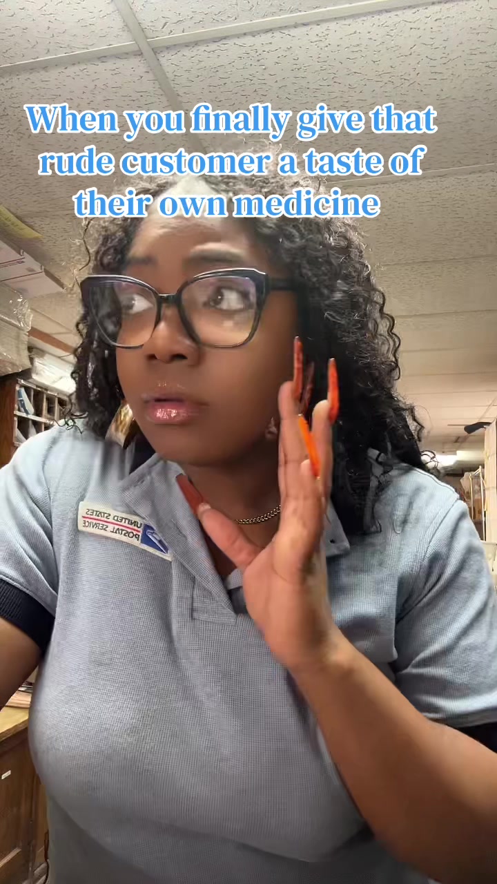 @theeglitterologist