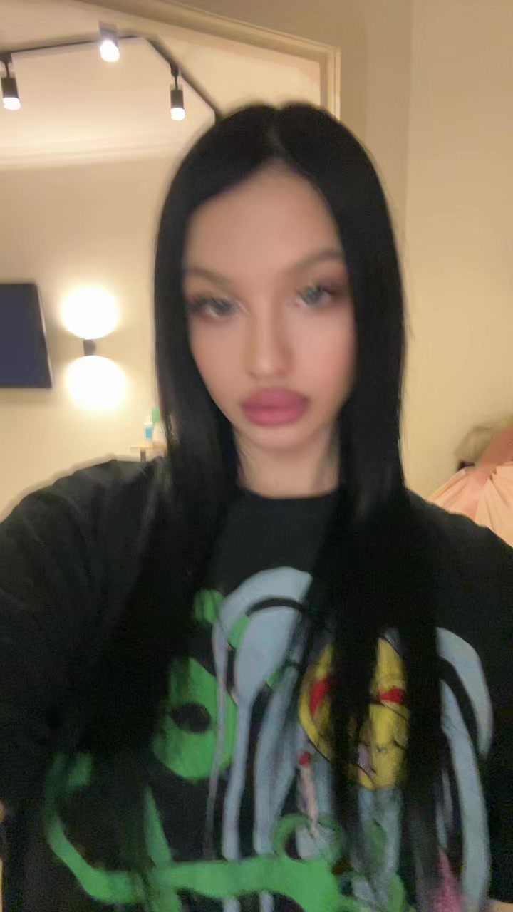 @Lolilol_l🍼