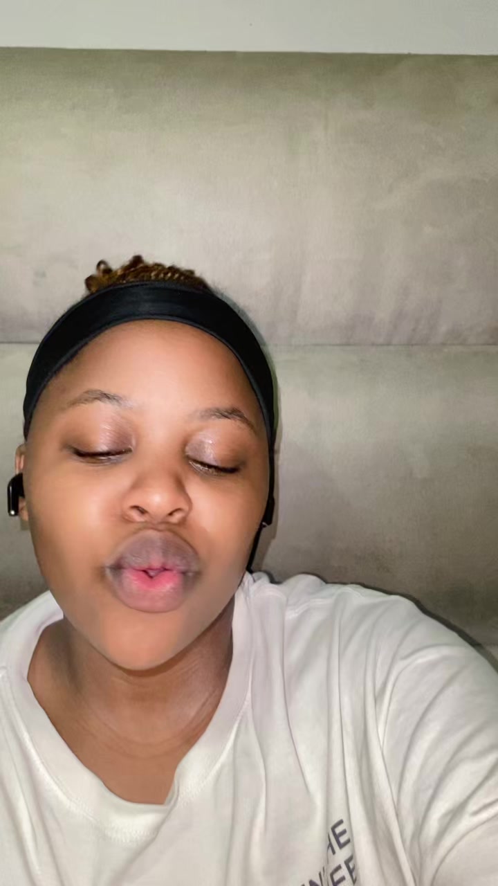 @umthumesane_omuhle