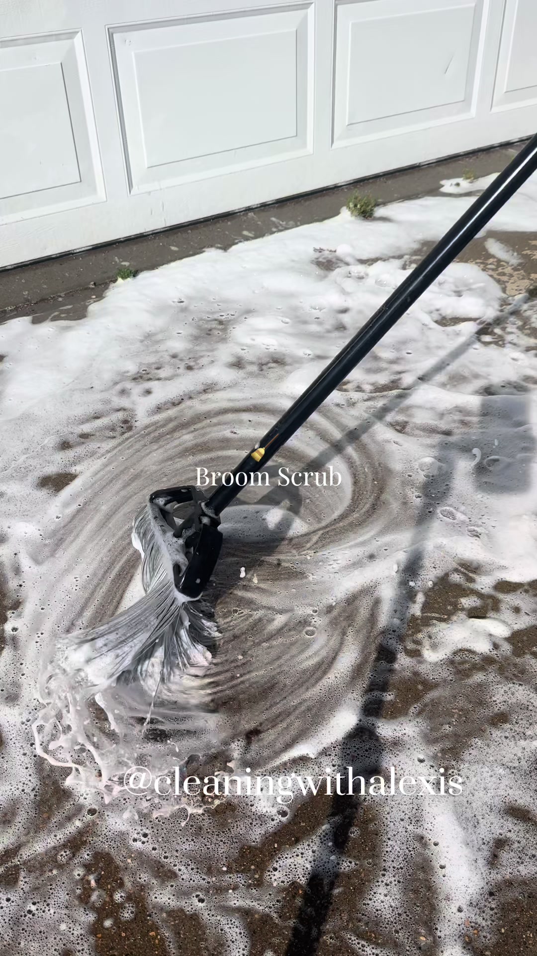 @AlexisCleanASMR