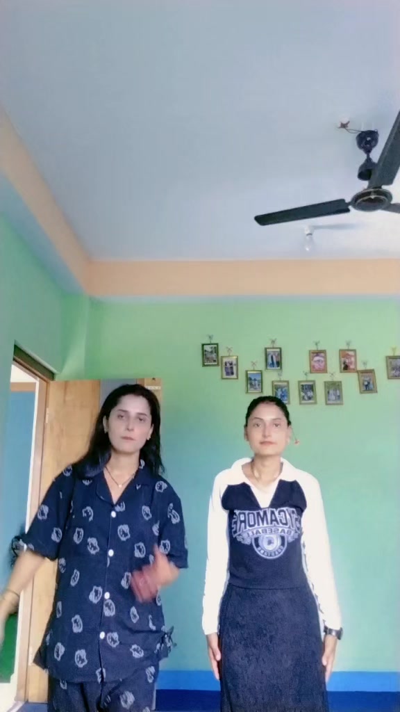 @Ru H Za 🙋🤟