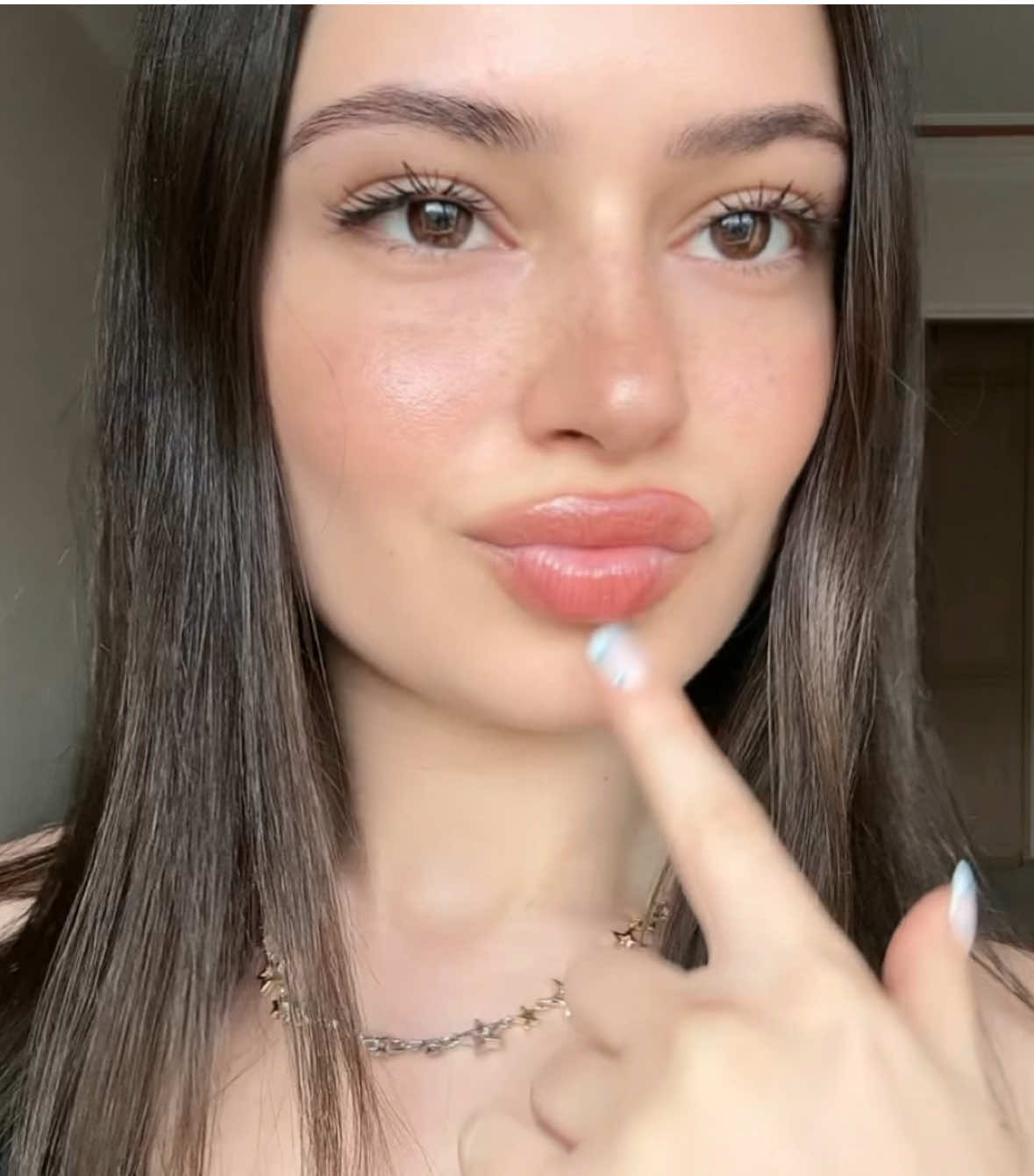 @Lara