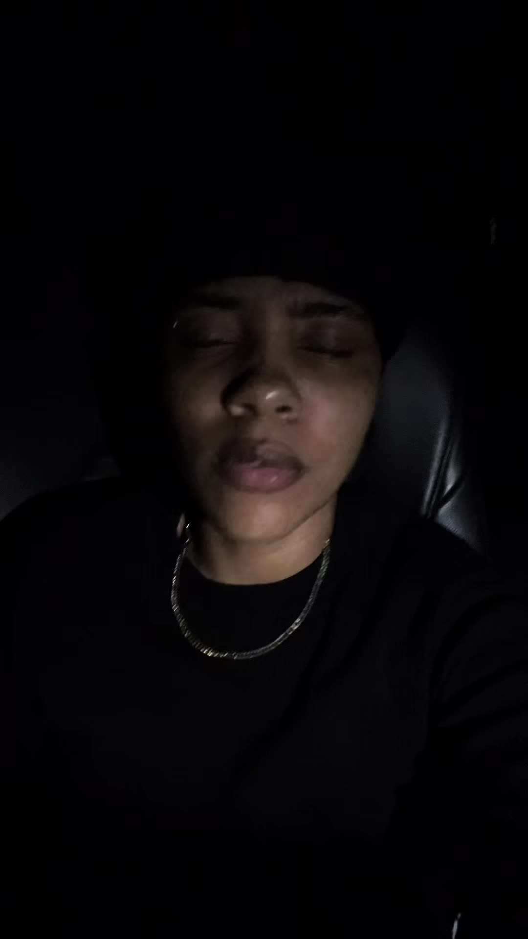 @ᴚ