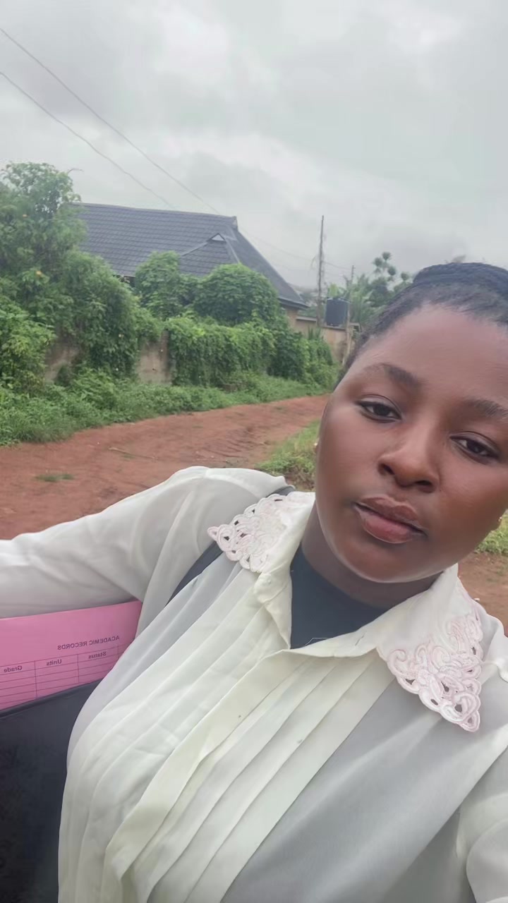 @OYINDAMOLA 🌸🤍