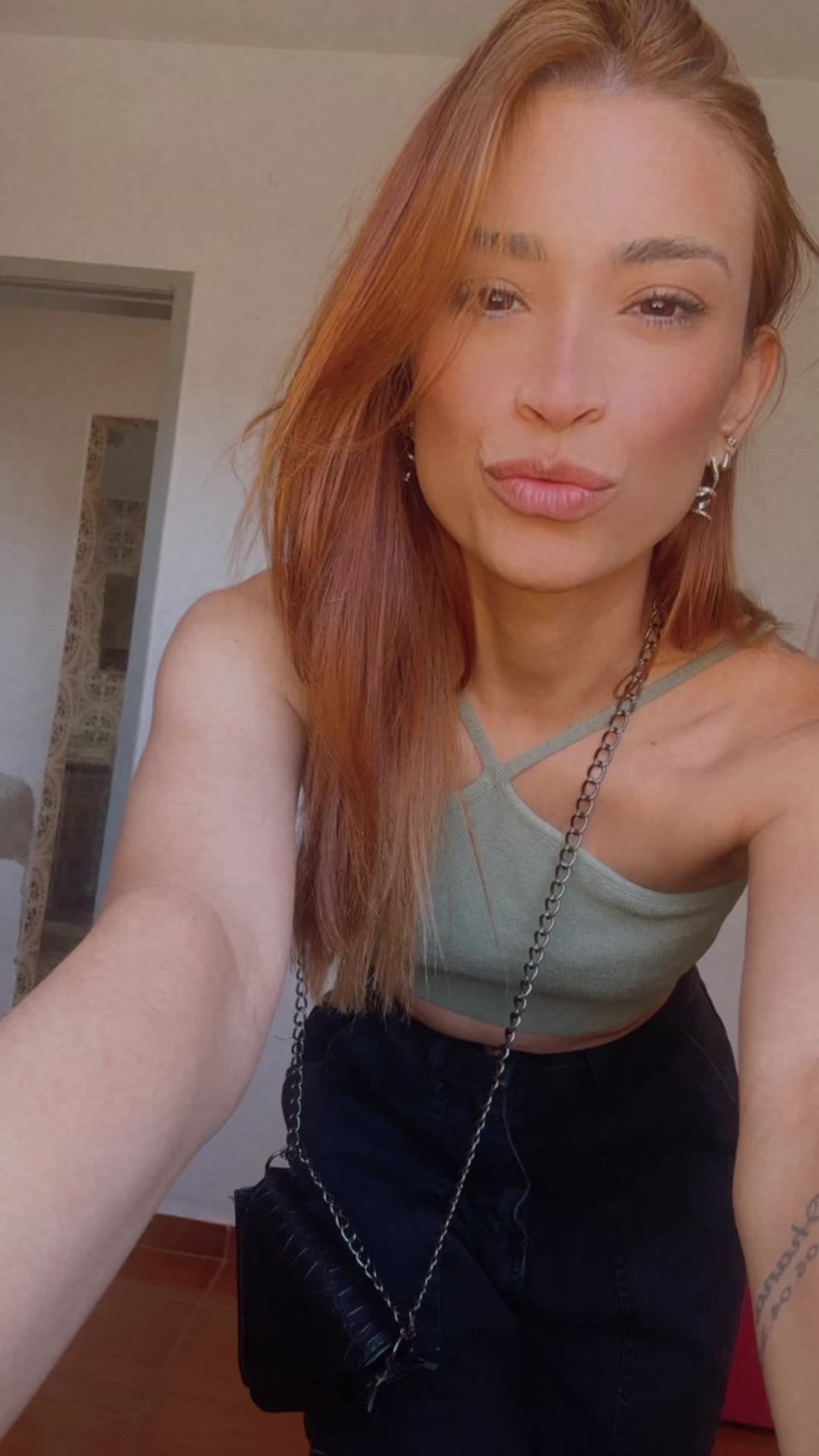 @Nadiacrl