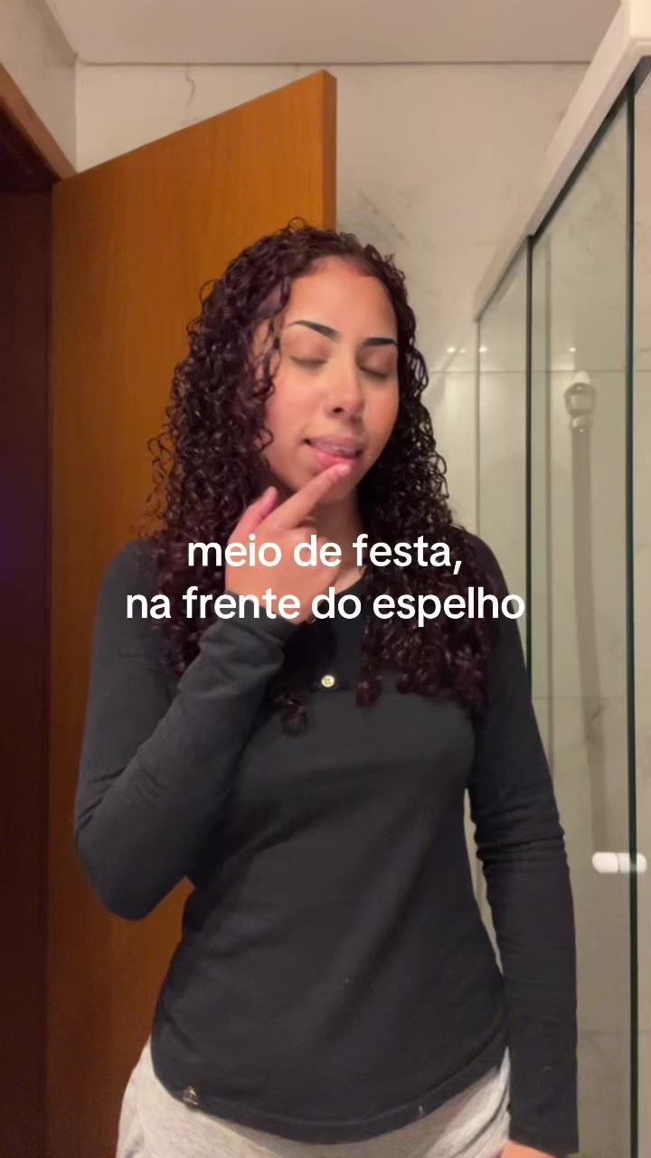 @Rafaella Ferrer