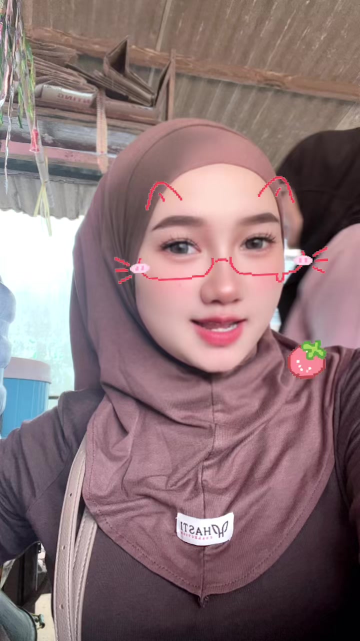 @Nia_🐣