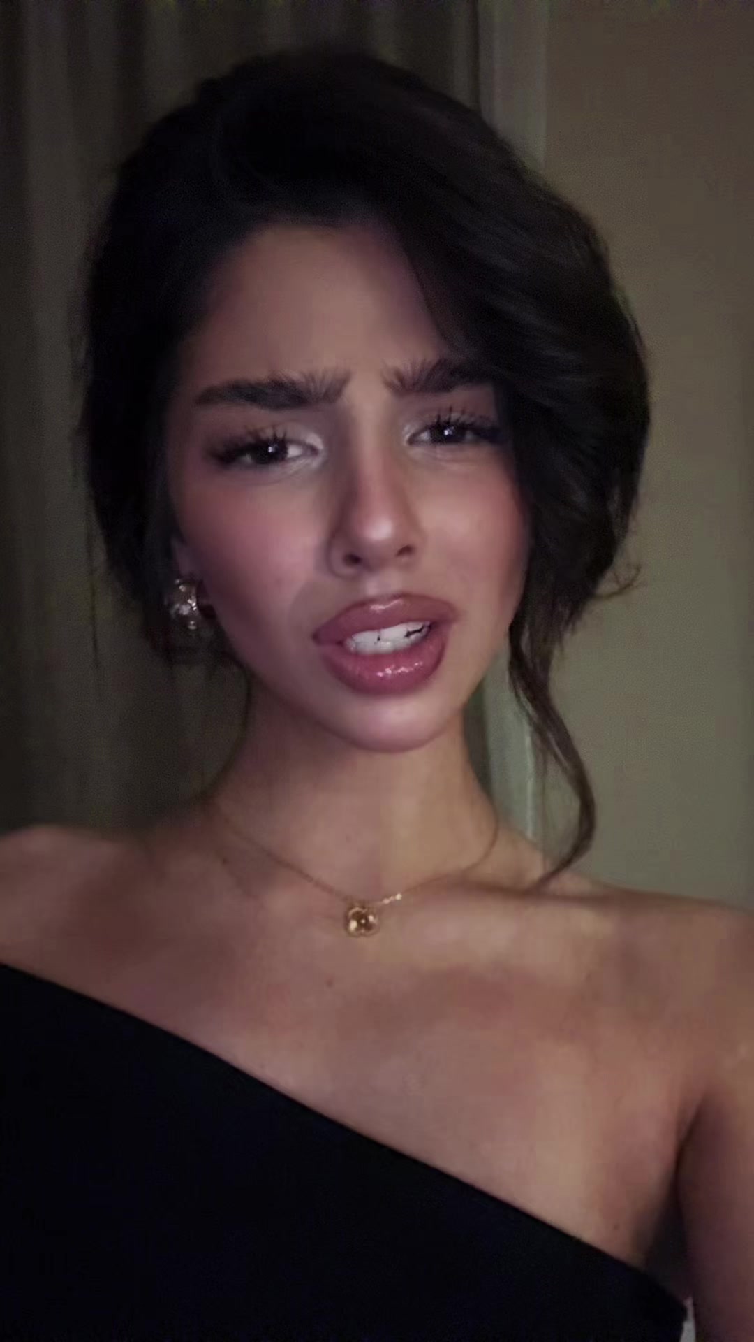 @arinaaiis