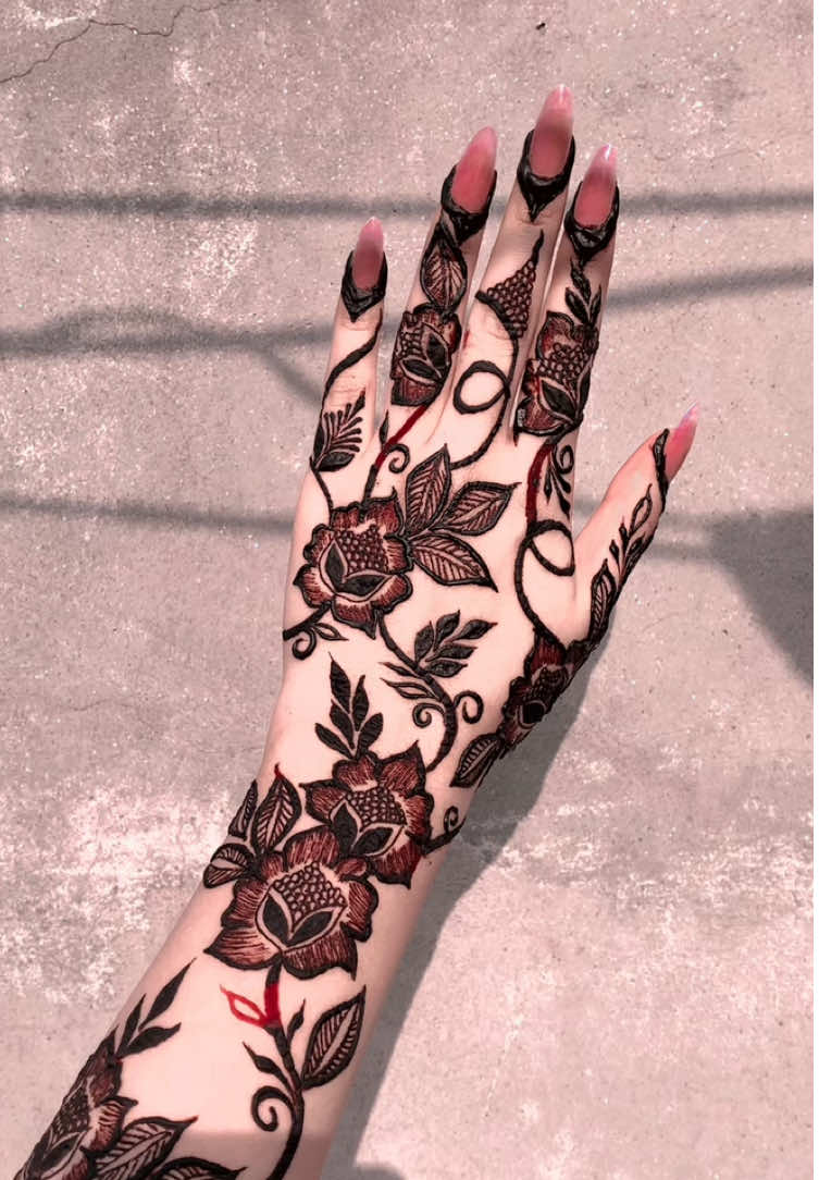 @Henna by Laraib Faisalabad🥀🔥