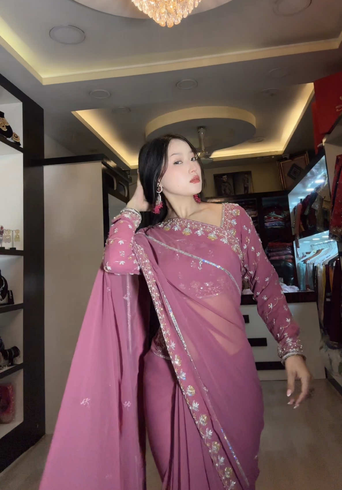 @R Square collection boutique