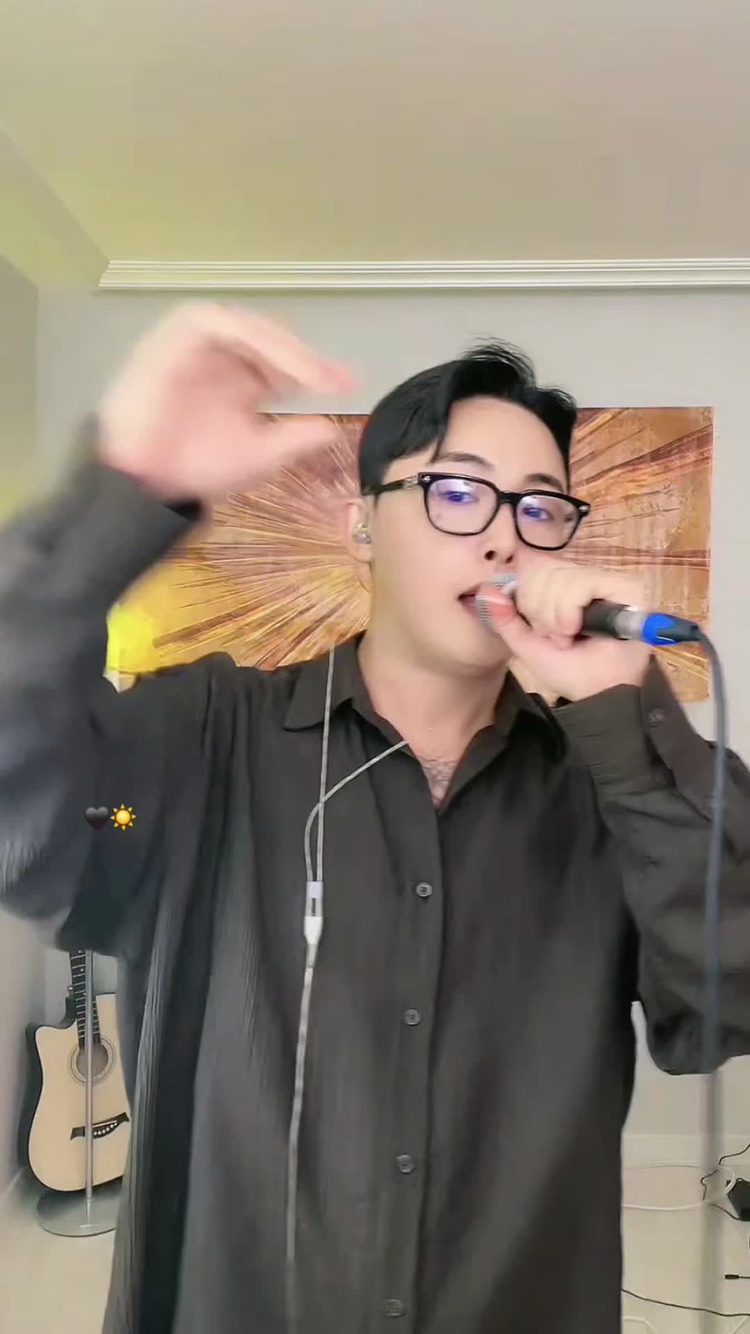 @🖤˚⋆선샤인⋆˚☀️