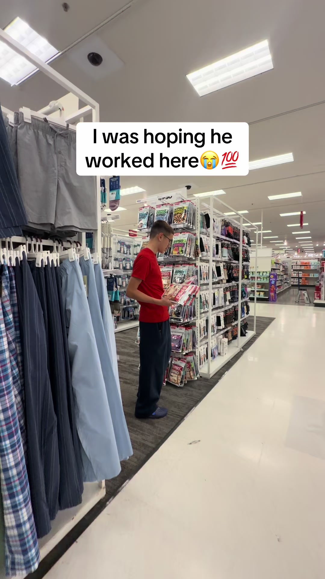 @jaylinfinds
