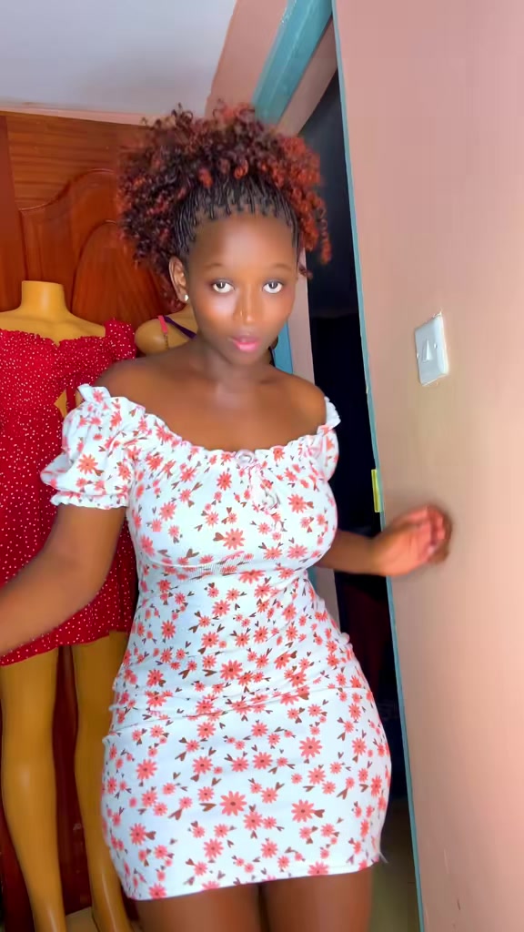 @Rosekwamboka