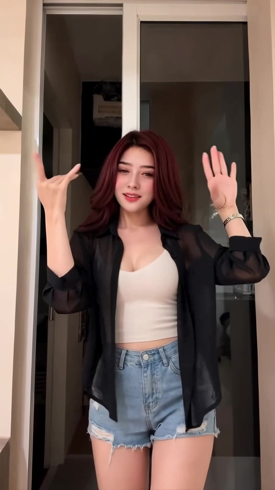 @L. Claudia Lestari