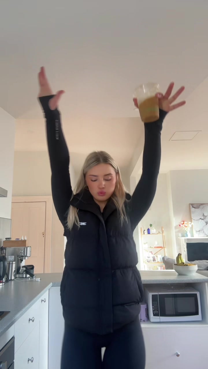 @annabelleknott26