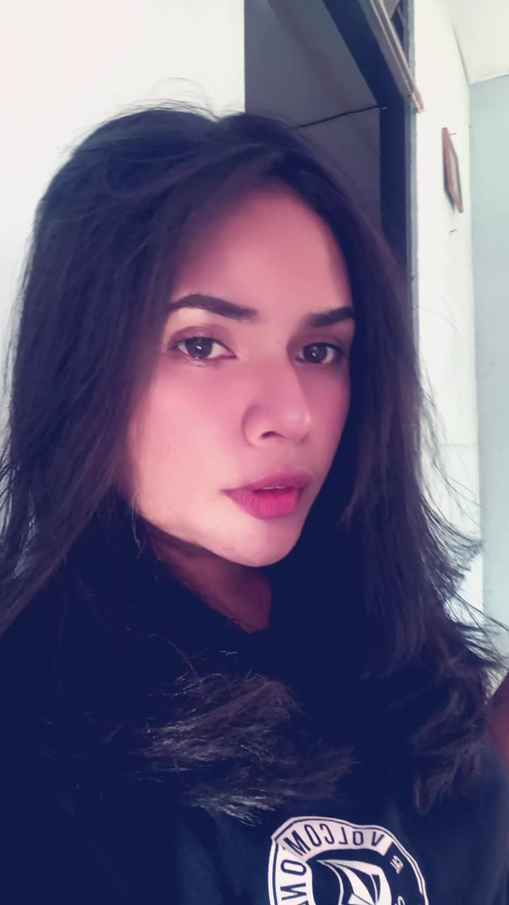 @Be 🍒_