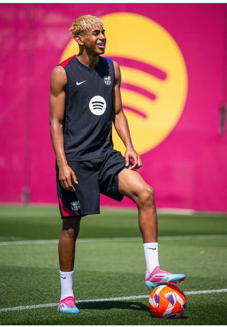 @Nico🇩🇪🇹🇭