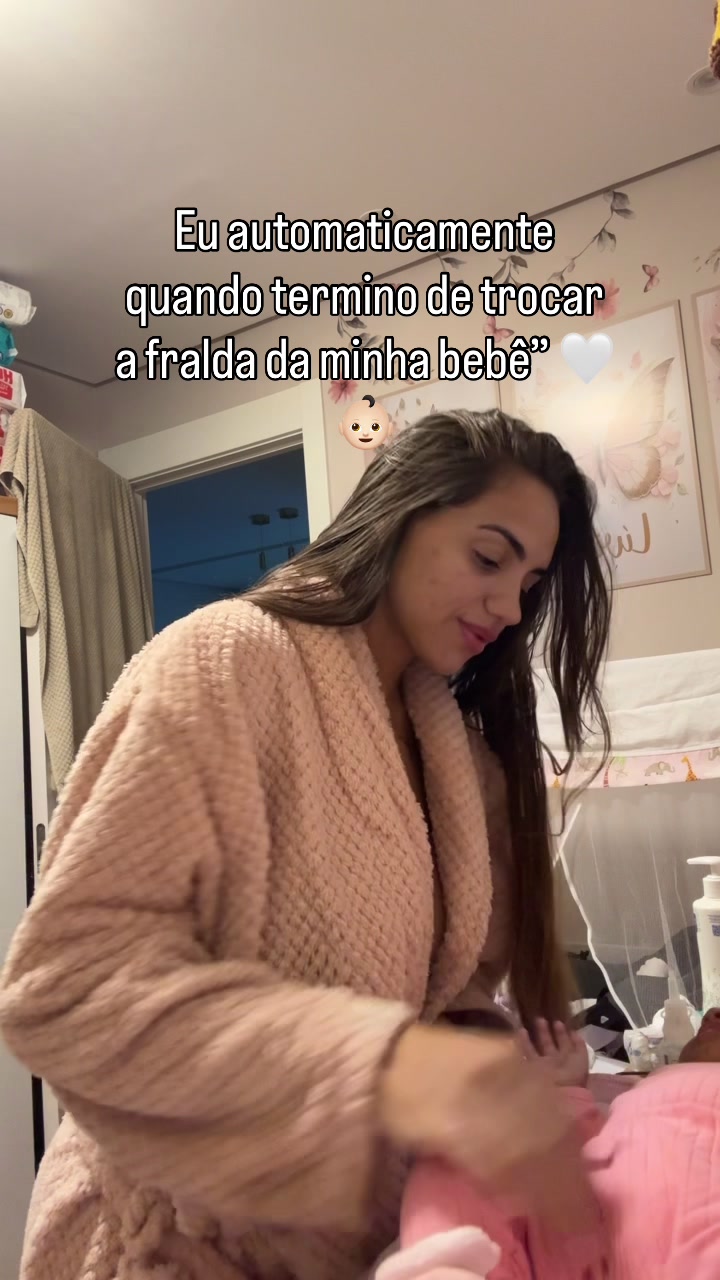 @alinemenezess26
