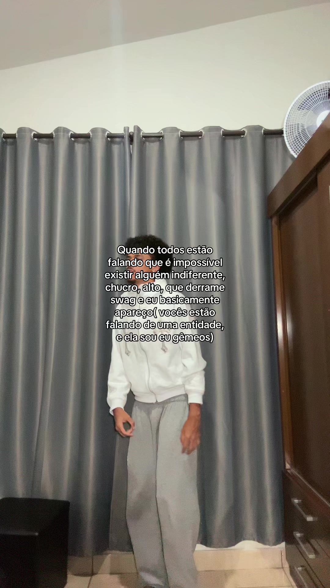 @neuvess_