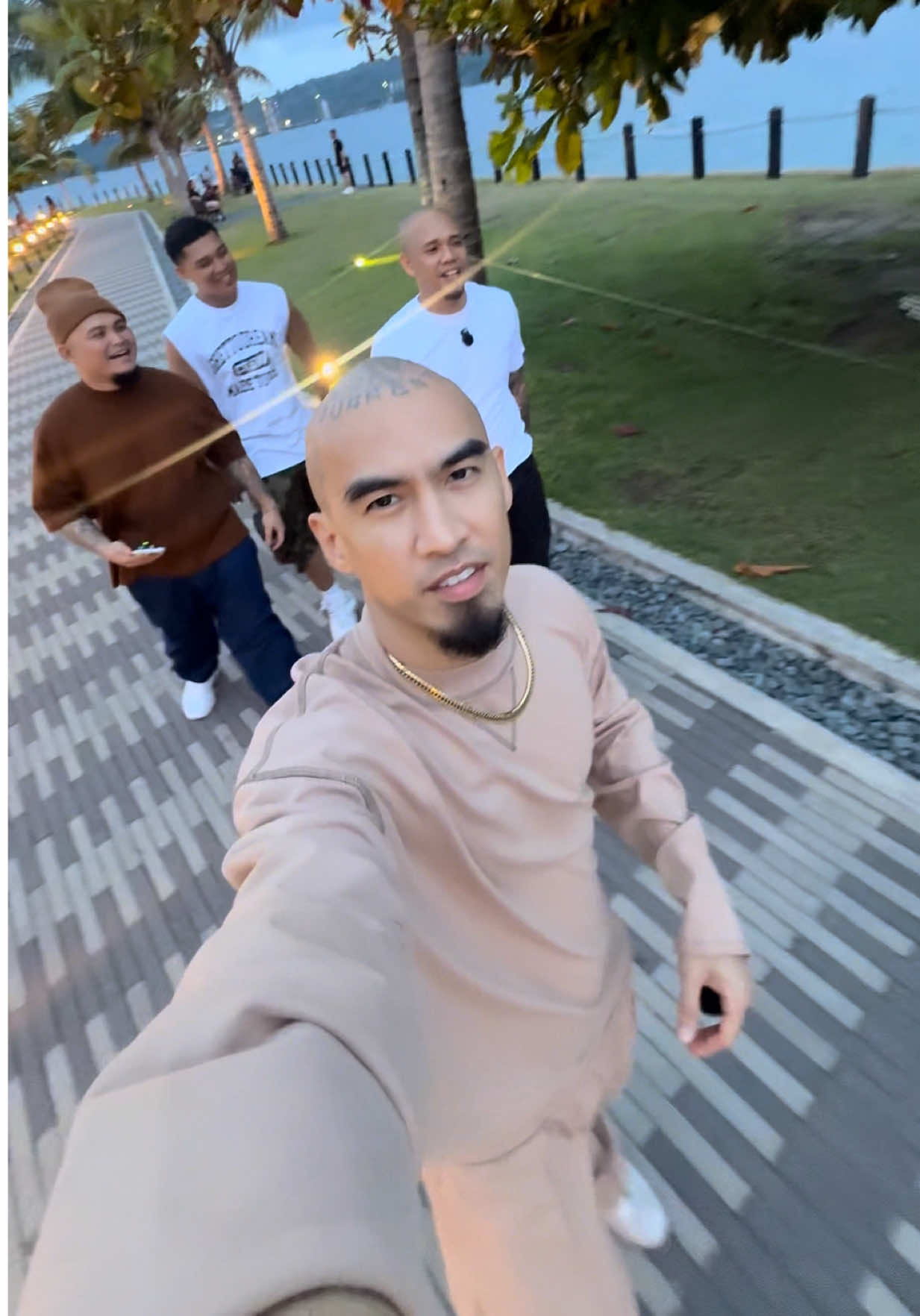 @Bugoy na Koykoy