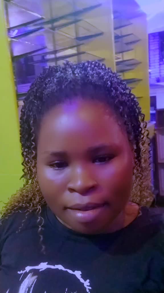 @namatovuangella0