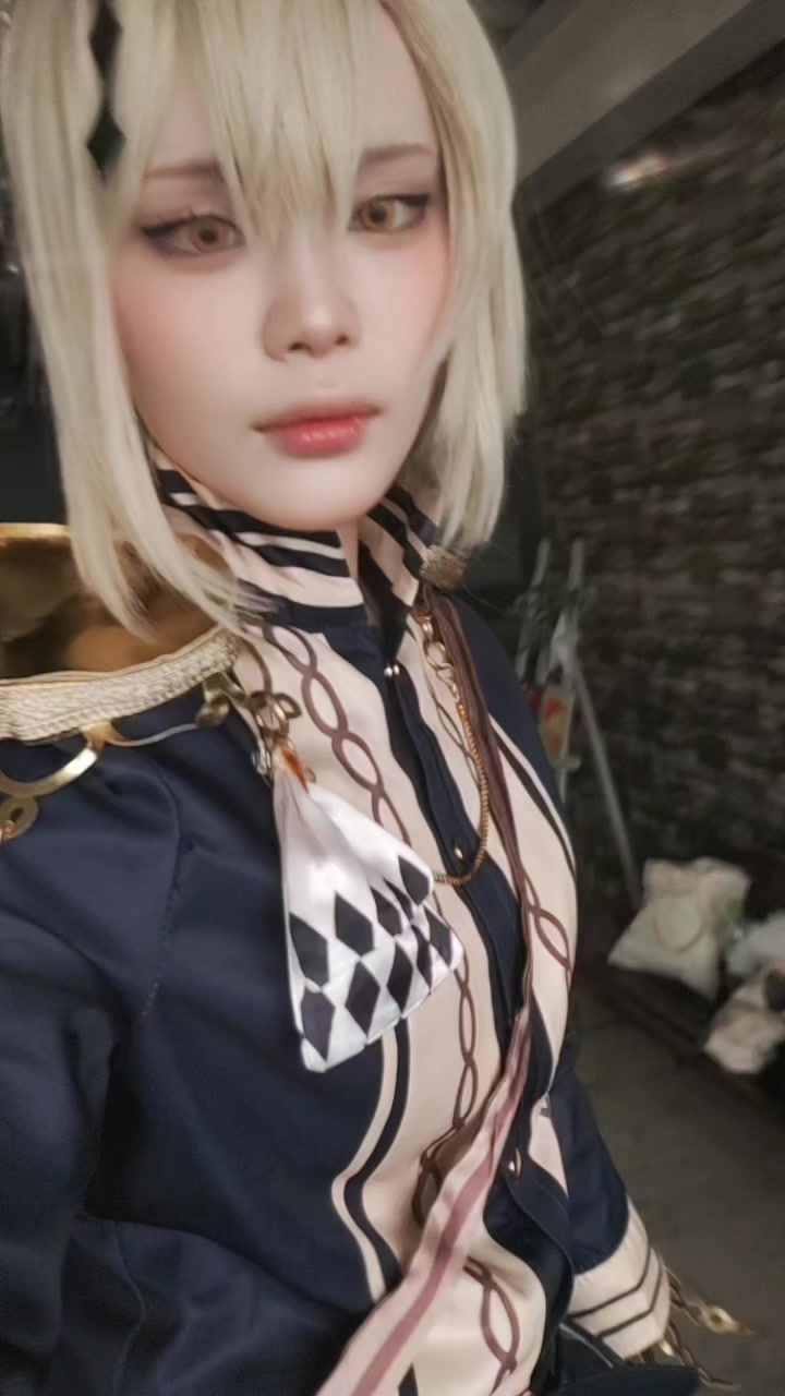 @津吹なこ