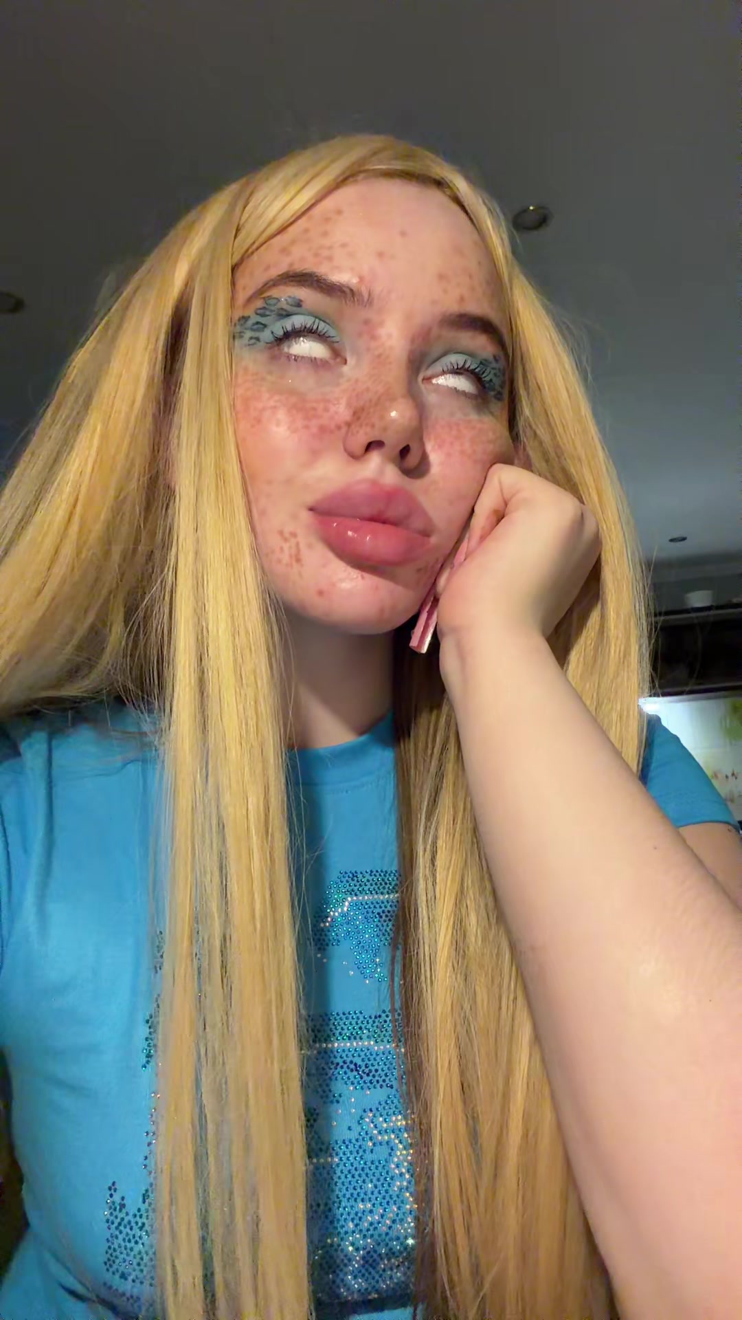 @дашка