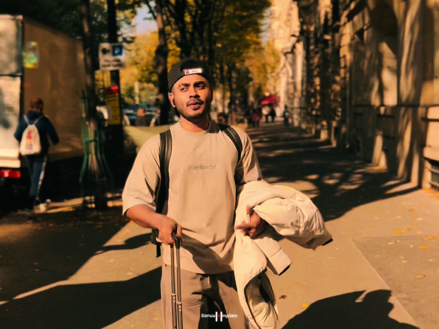 @dimpleboy(sam)🇷🇴🇮🇹🇨🇭🇫🇷