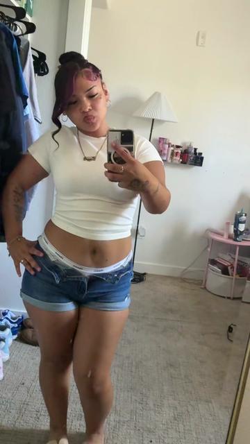 @strella
