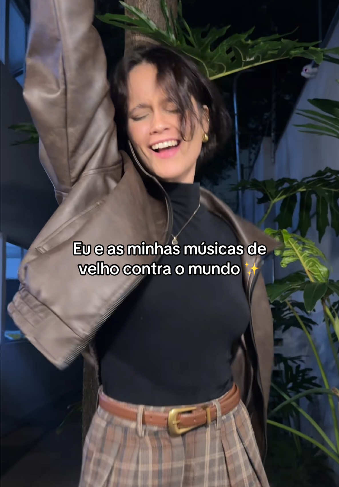 @_eduardaaquino
