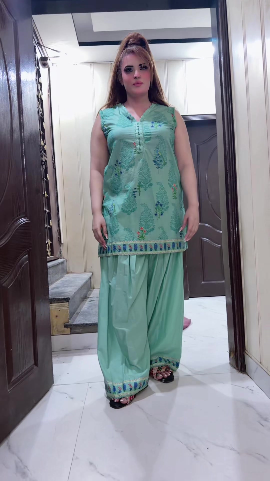 @Khoobsurat Official