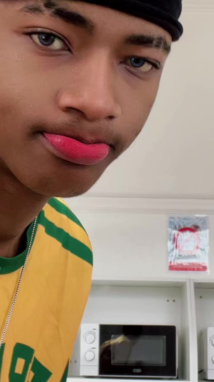 @Mbuso_Mbotho🐬