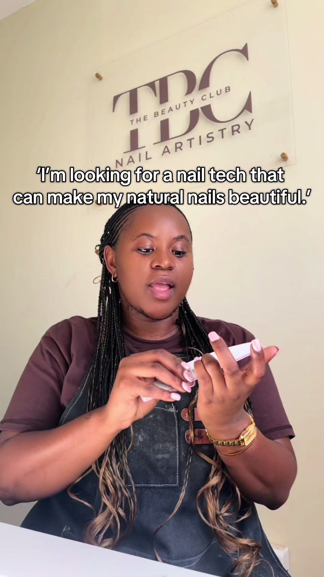 @Kat Moeti | Nail Tech&Educator