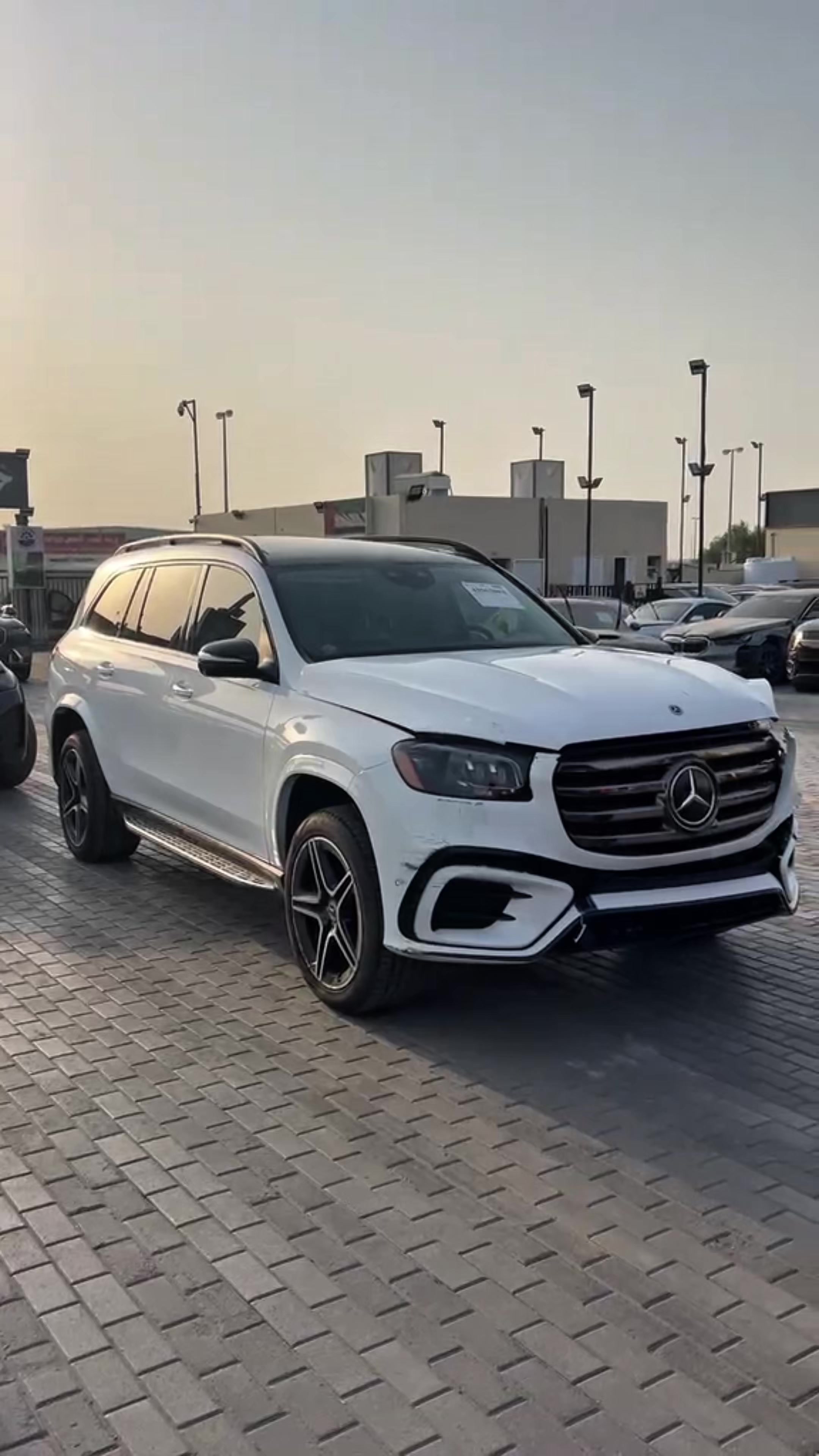 @📍Khat Al Jazeera Cars Auction