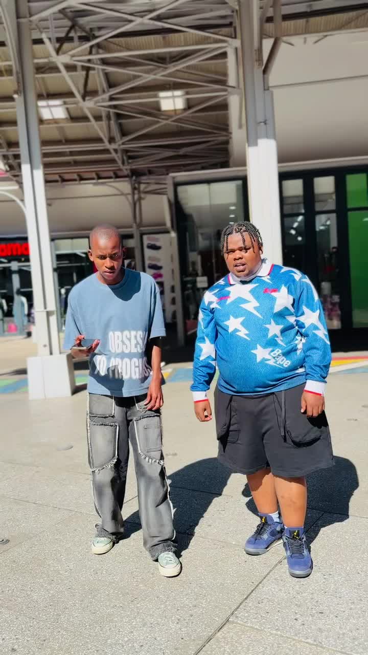 @Fefe Masigo🇿🇦