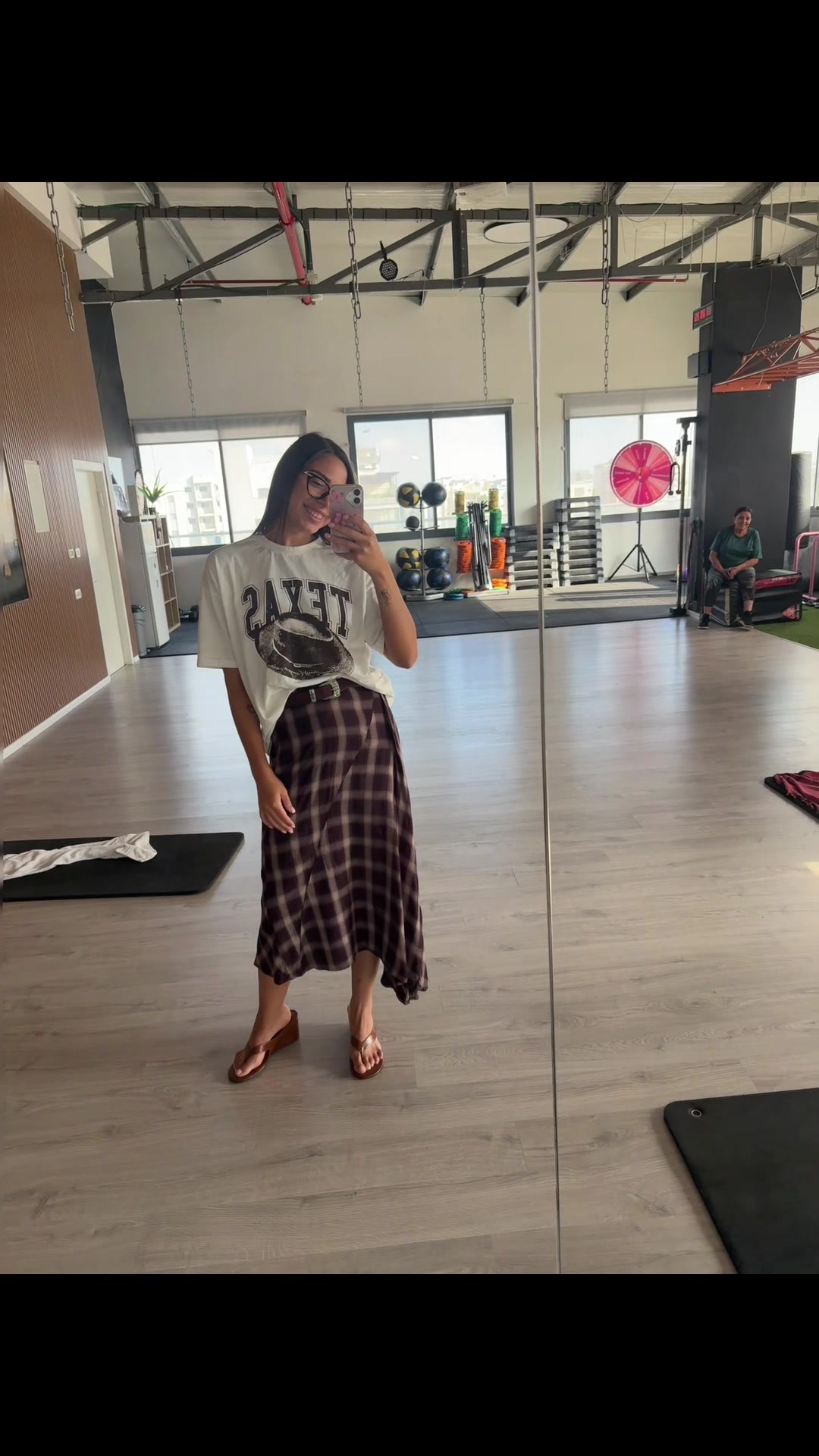 @limoratias