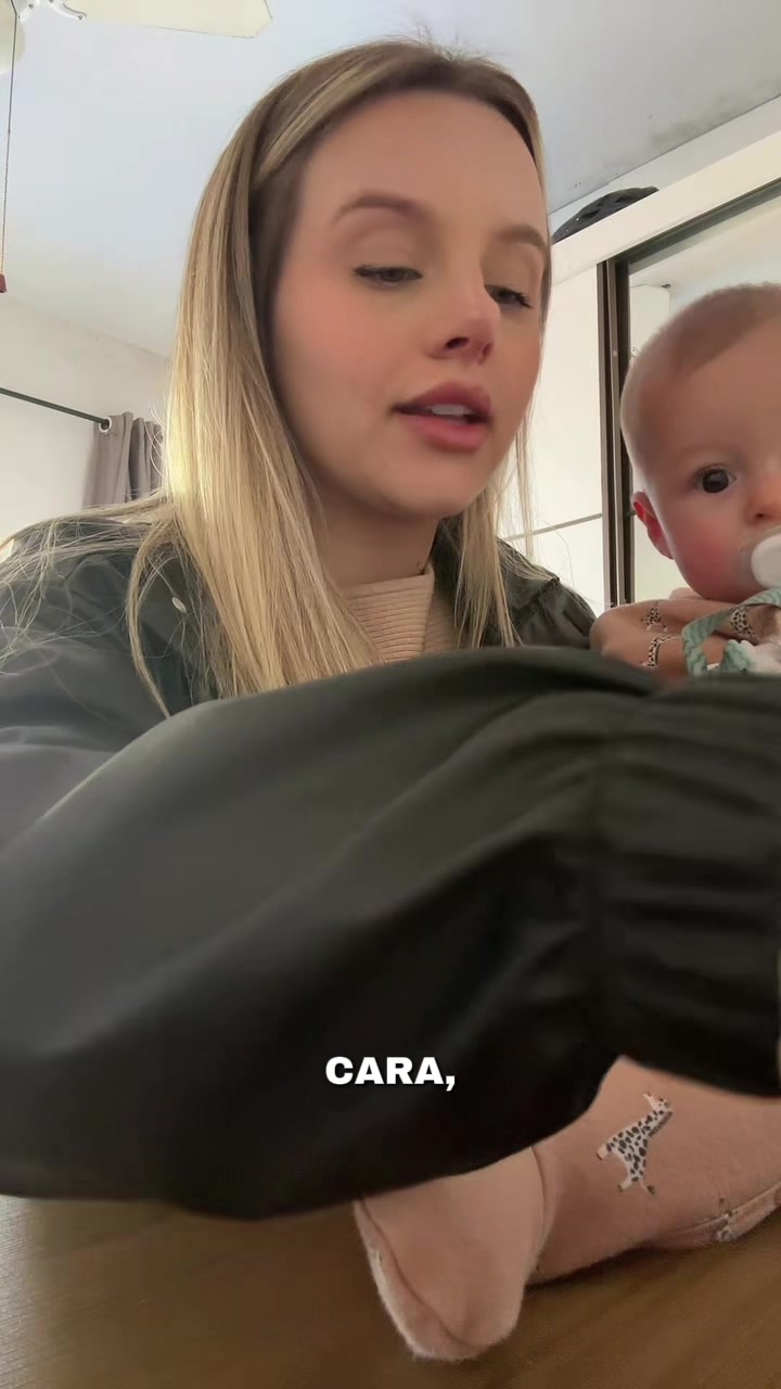 @J&uacute;lia Gretzler