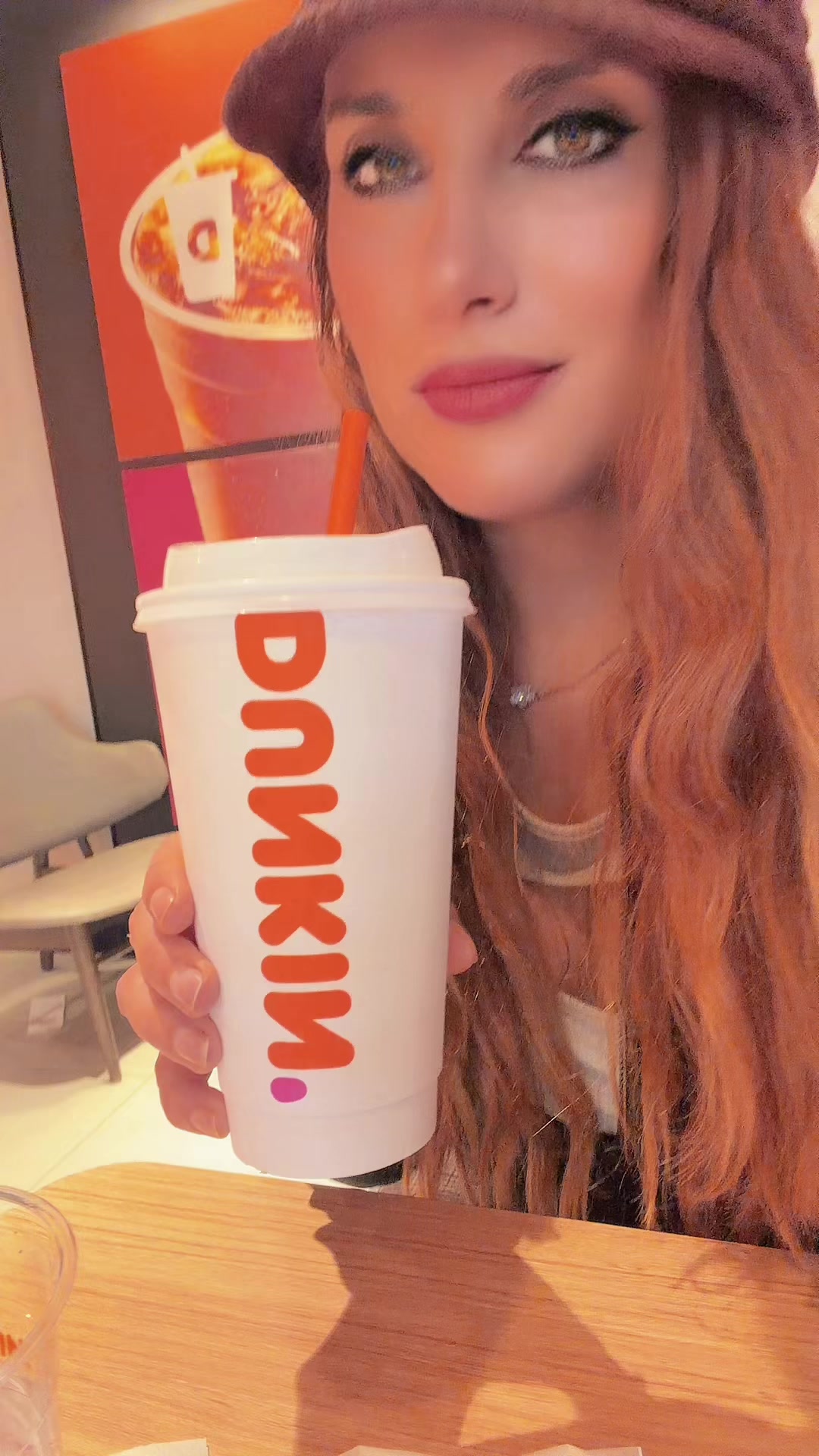 @Alejandra Victoria L T