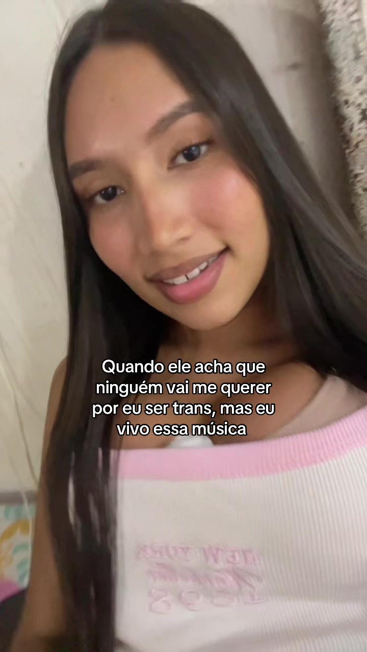 @the.elisaaa
