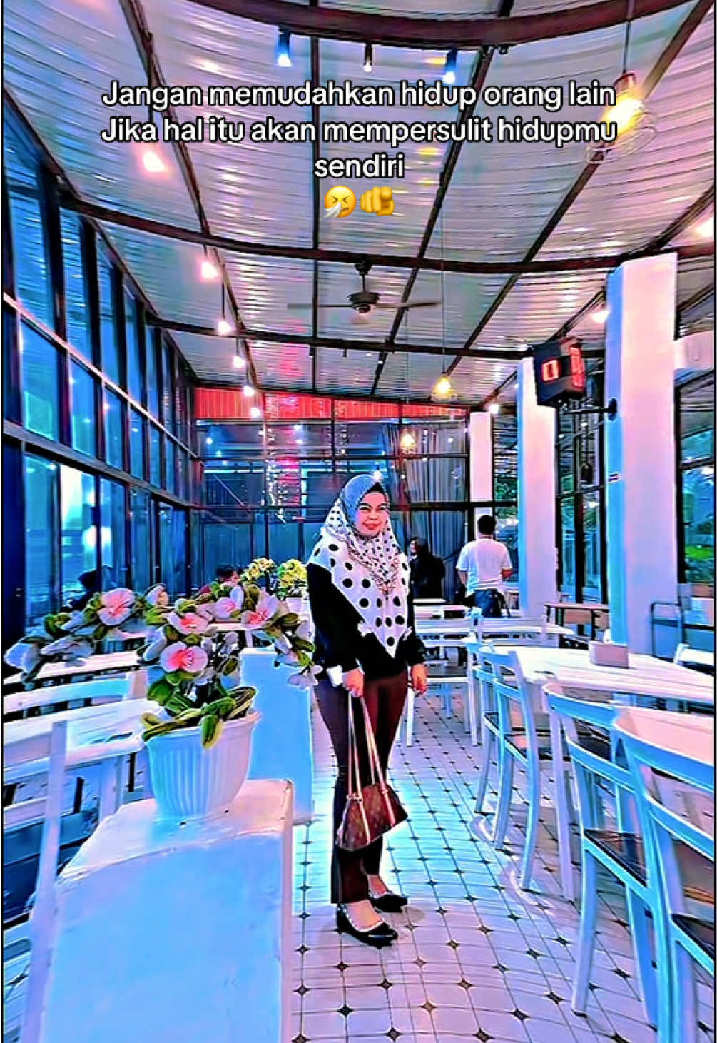 @𝒗𝒆𝒓𝒂🍒
