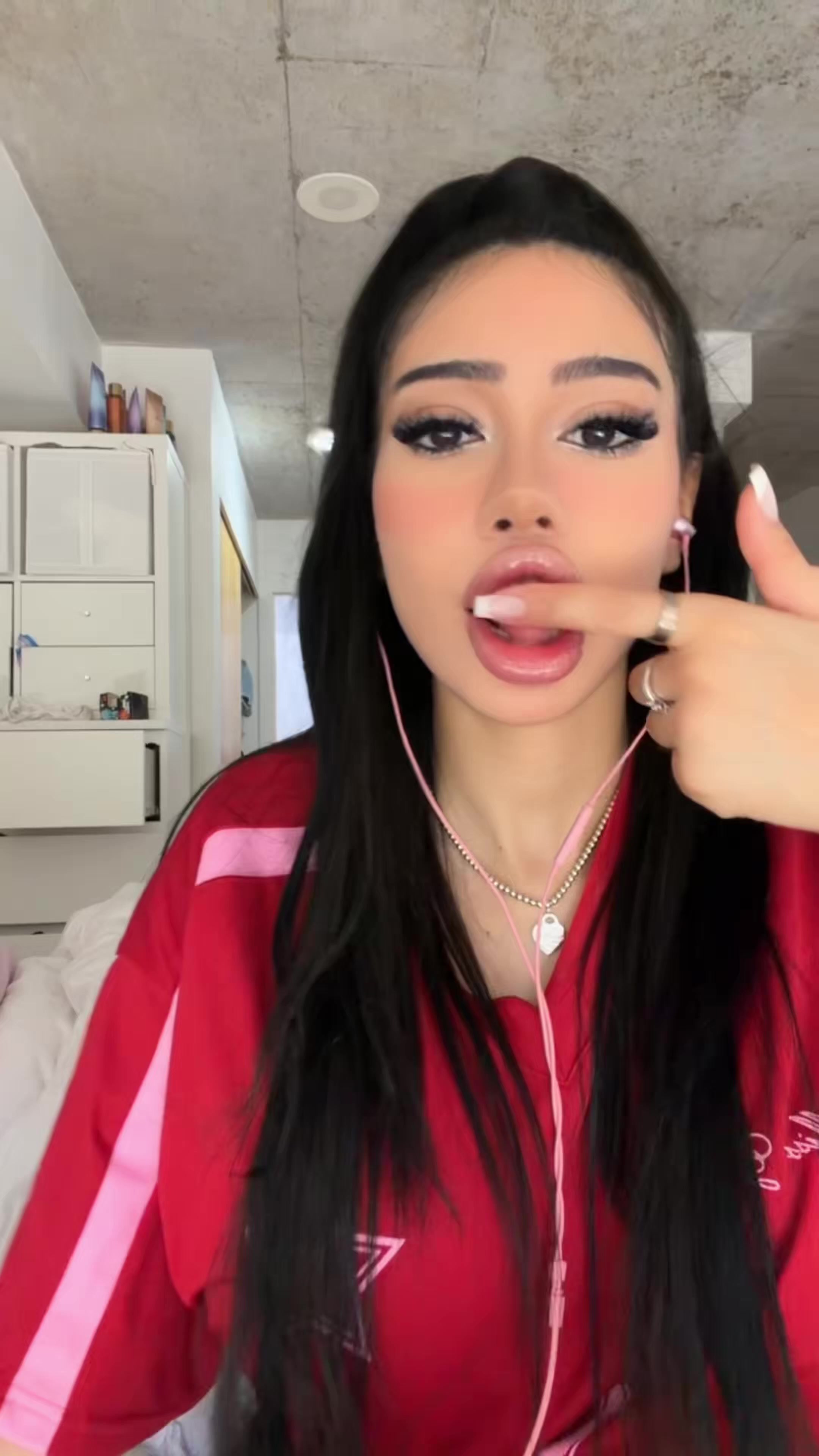 @brattythebaddiee