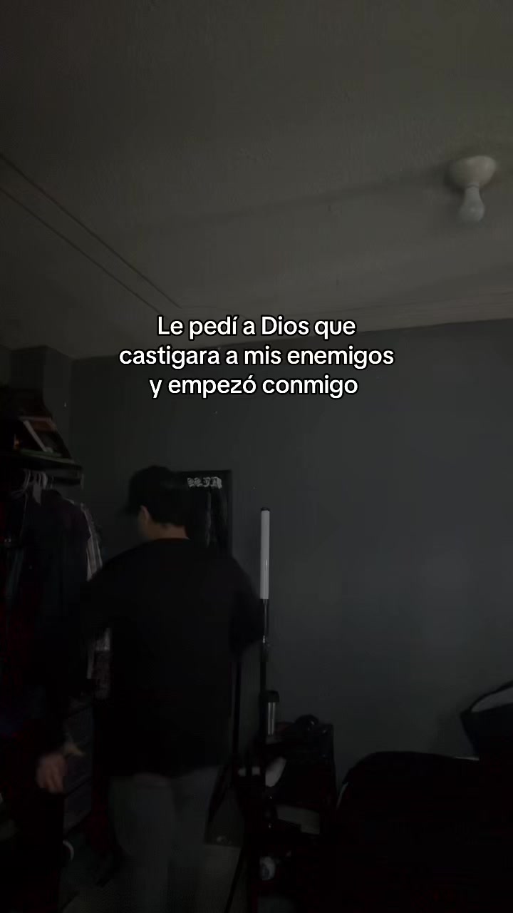 @JAMES🦥