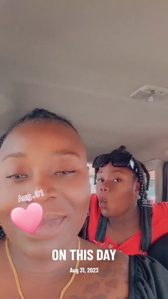 @Passionella1117