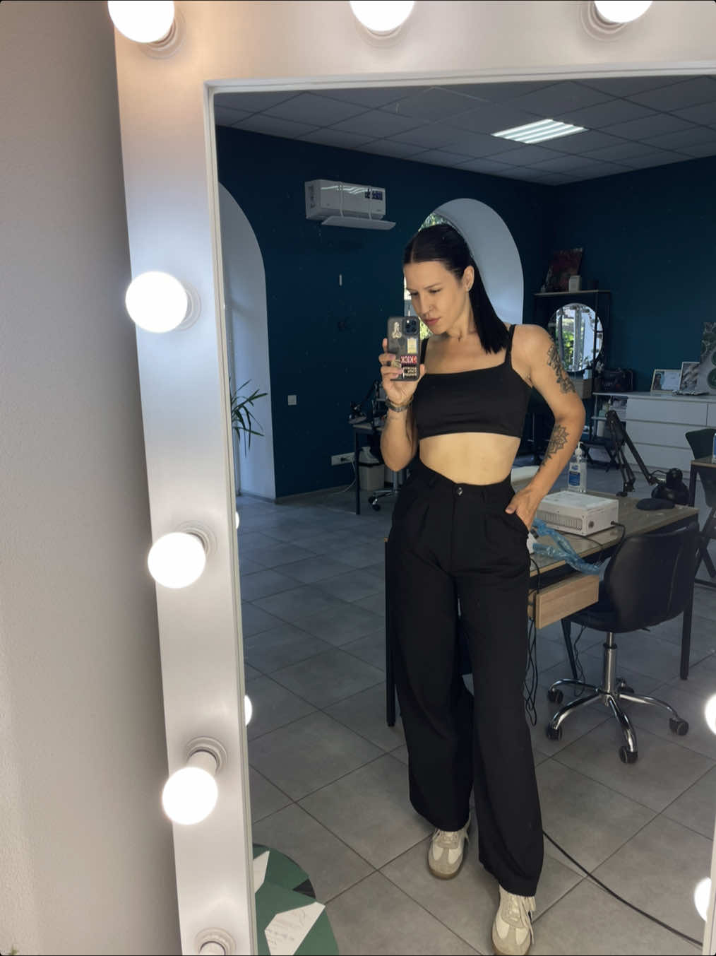 @KUDRYAVAYA 🐈&zwj;⬛