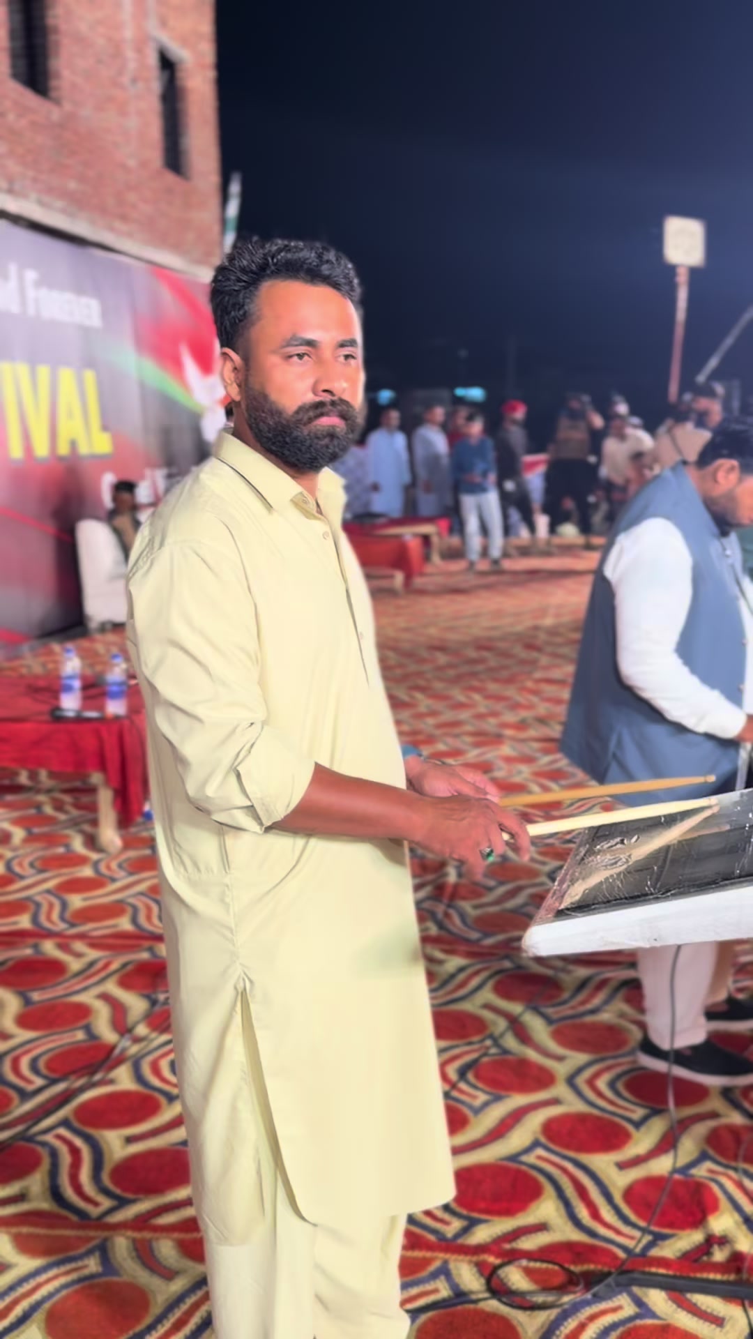 @Amir Niaz live beats