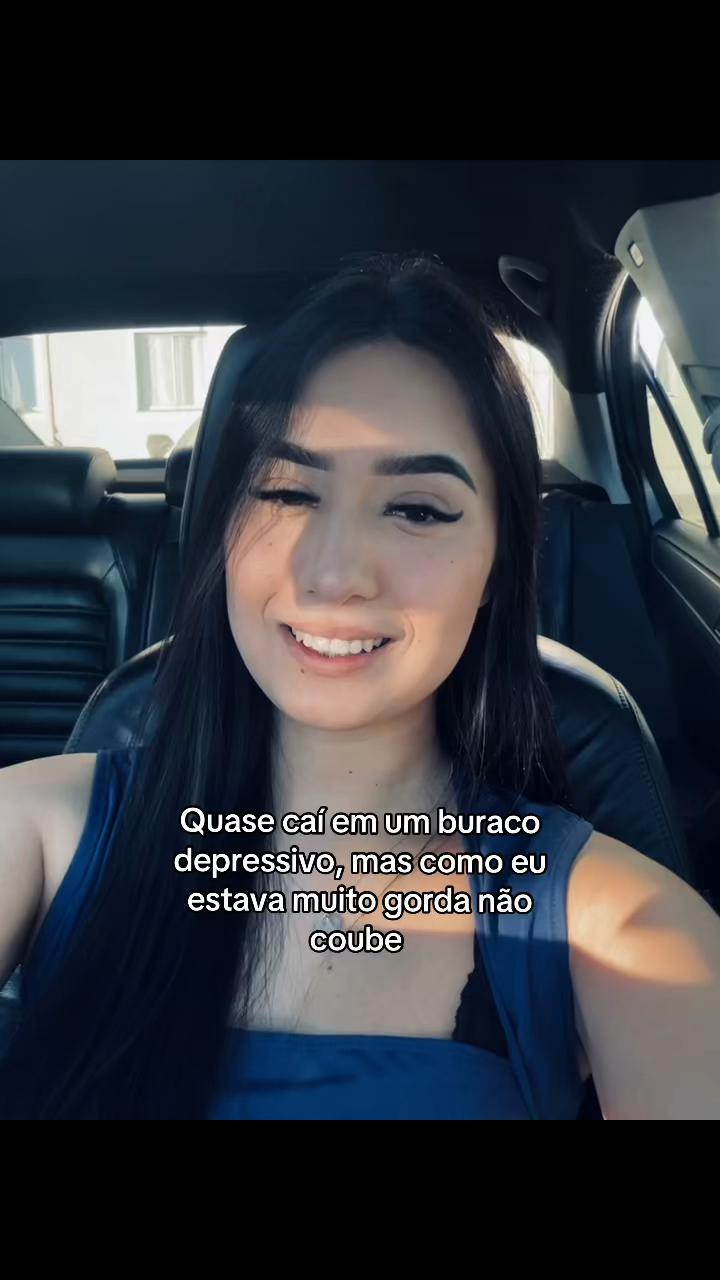 @Camilly Vitoria