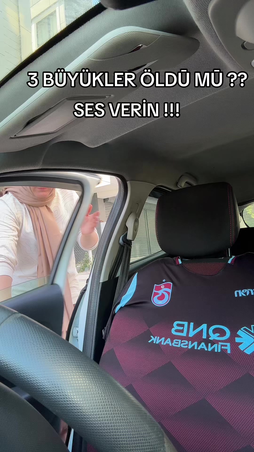 @Ayseyazici