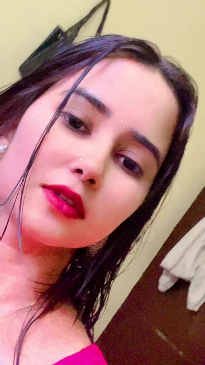 @Nidhee Zha