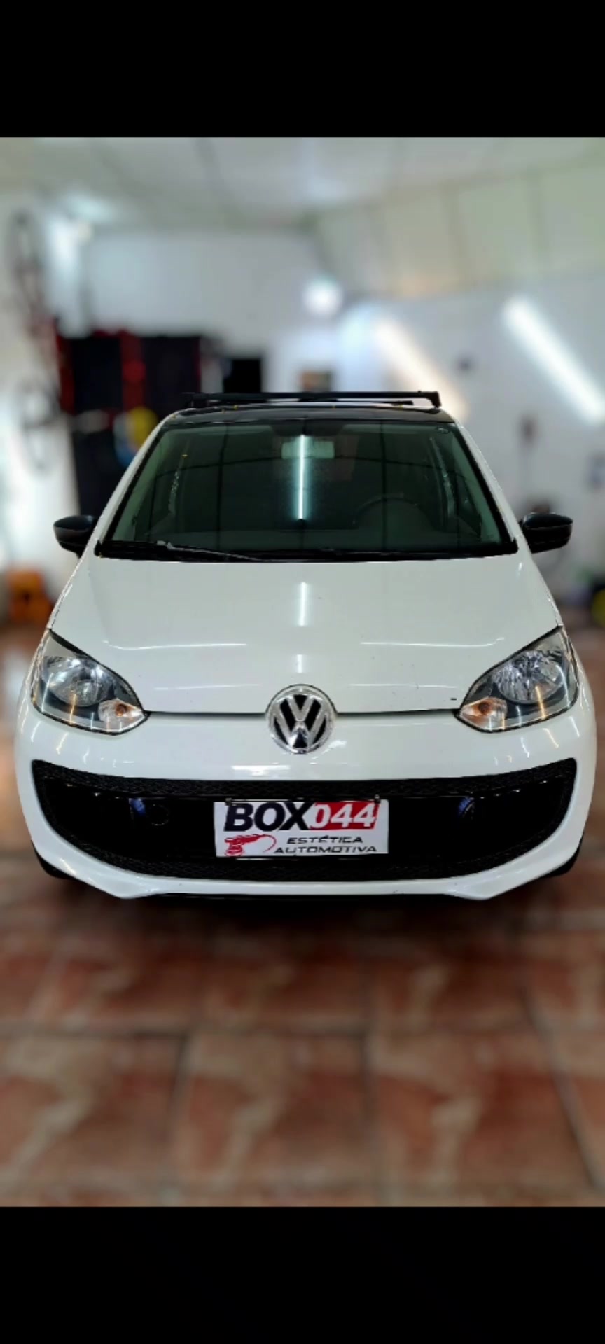 @BOX044