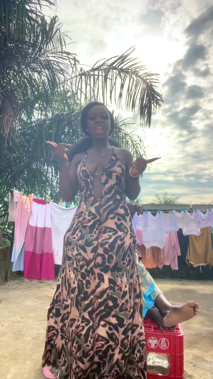 @Queen Rie-Rie👸🌸